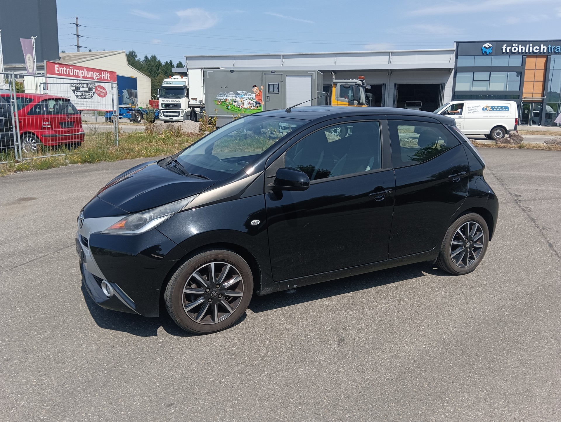 TOYOTA Aygo 1.2 VVT-i x-play-image-3
