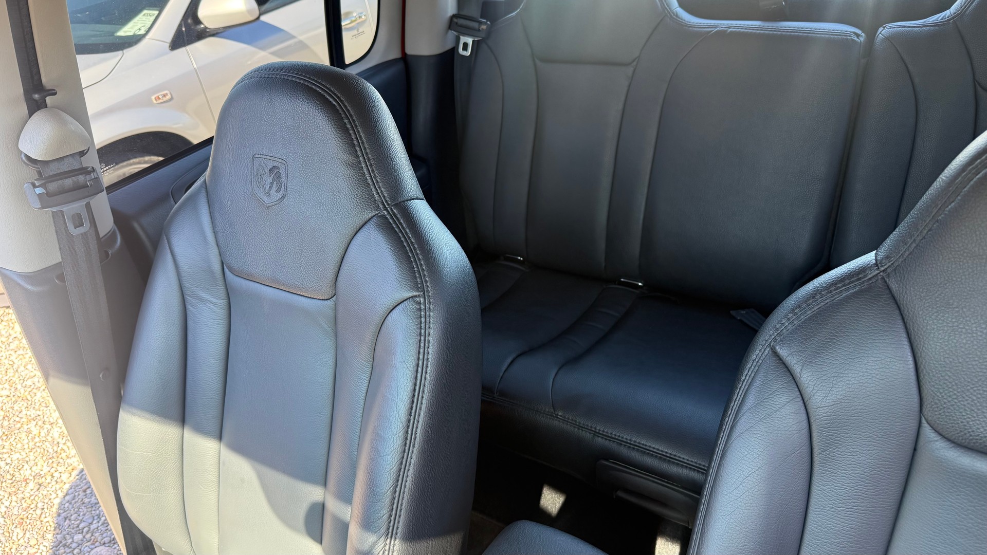 DODGE Dakota 4.7 Pick-up-image-12
