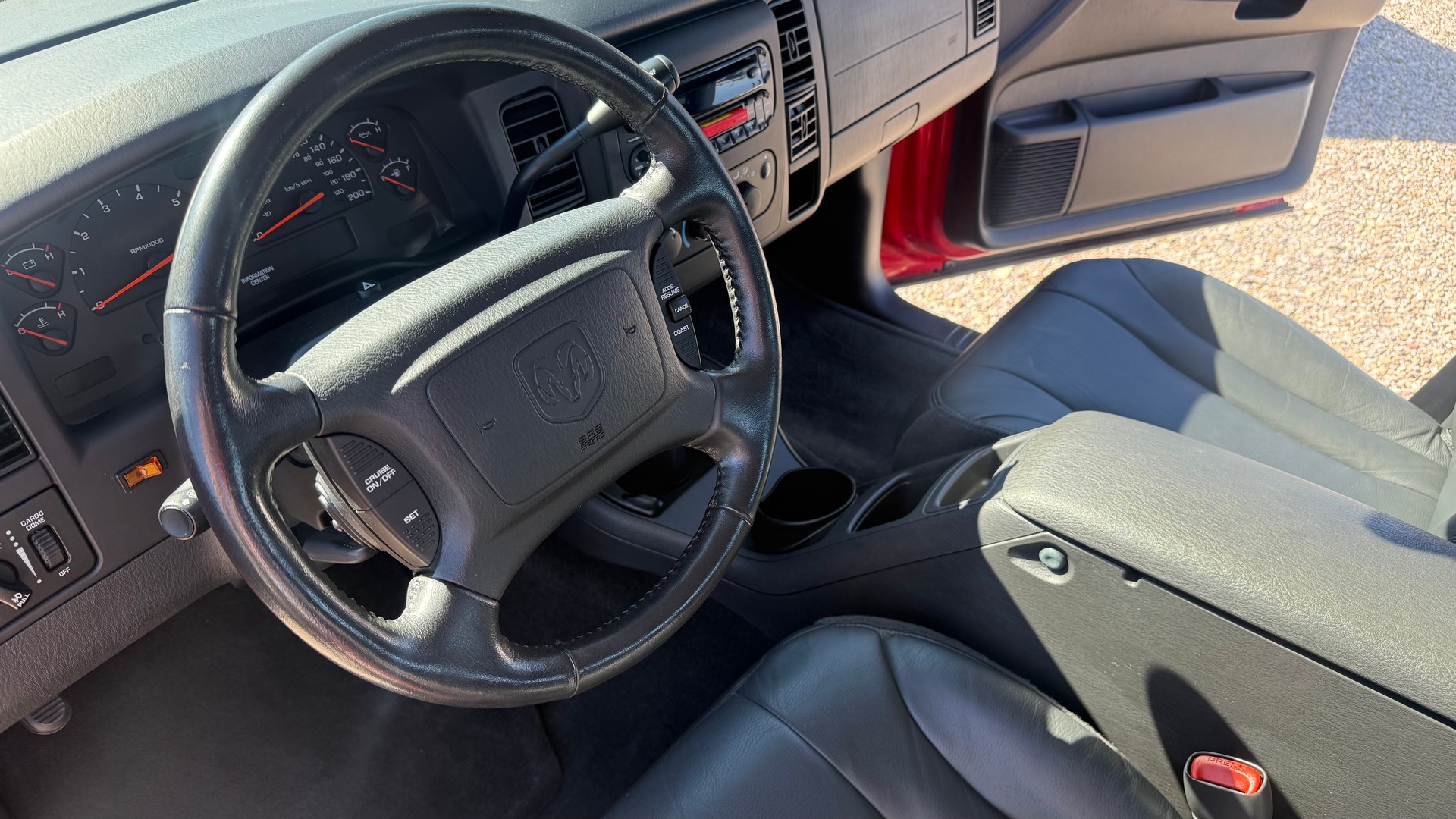 DODGE Dakota 4.7 Pick-up-image-1