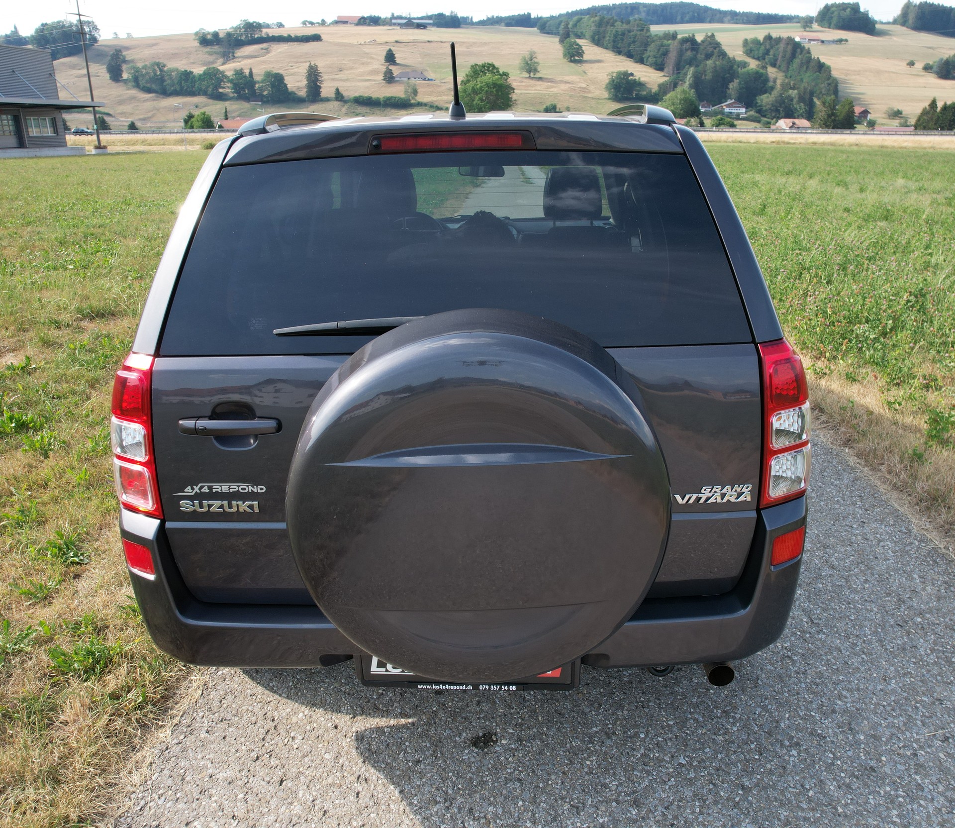 SUZUKI Grand Vitara 3.2 24V V6 GL Top-image-10