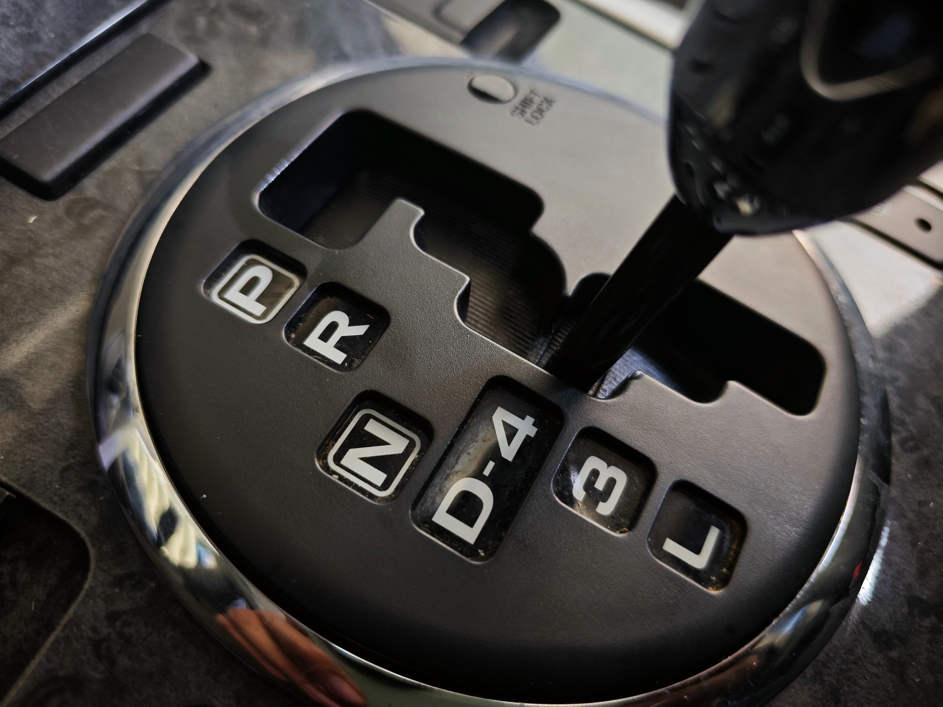 SUZUKI Grand Vitara 3.2 24V V6 GL Top-image-3