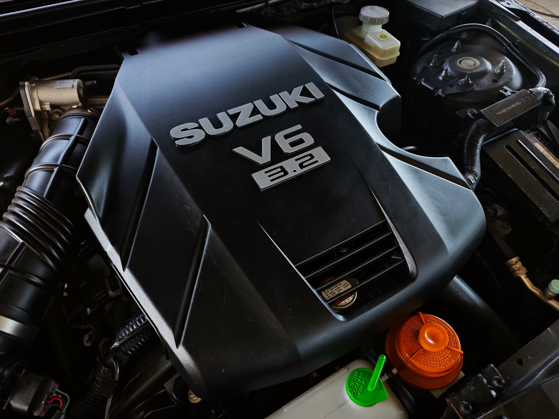 SUZUKI Grand Vitara 3.2 24V V6 GL Top-image-1