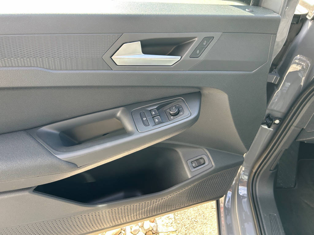 FORD TOURNEO CONNECT Grand 1.5 EcoBoost 150 Active PHEV-image-16