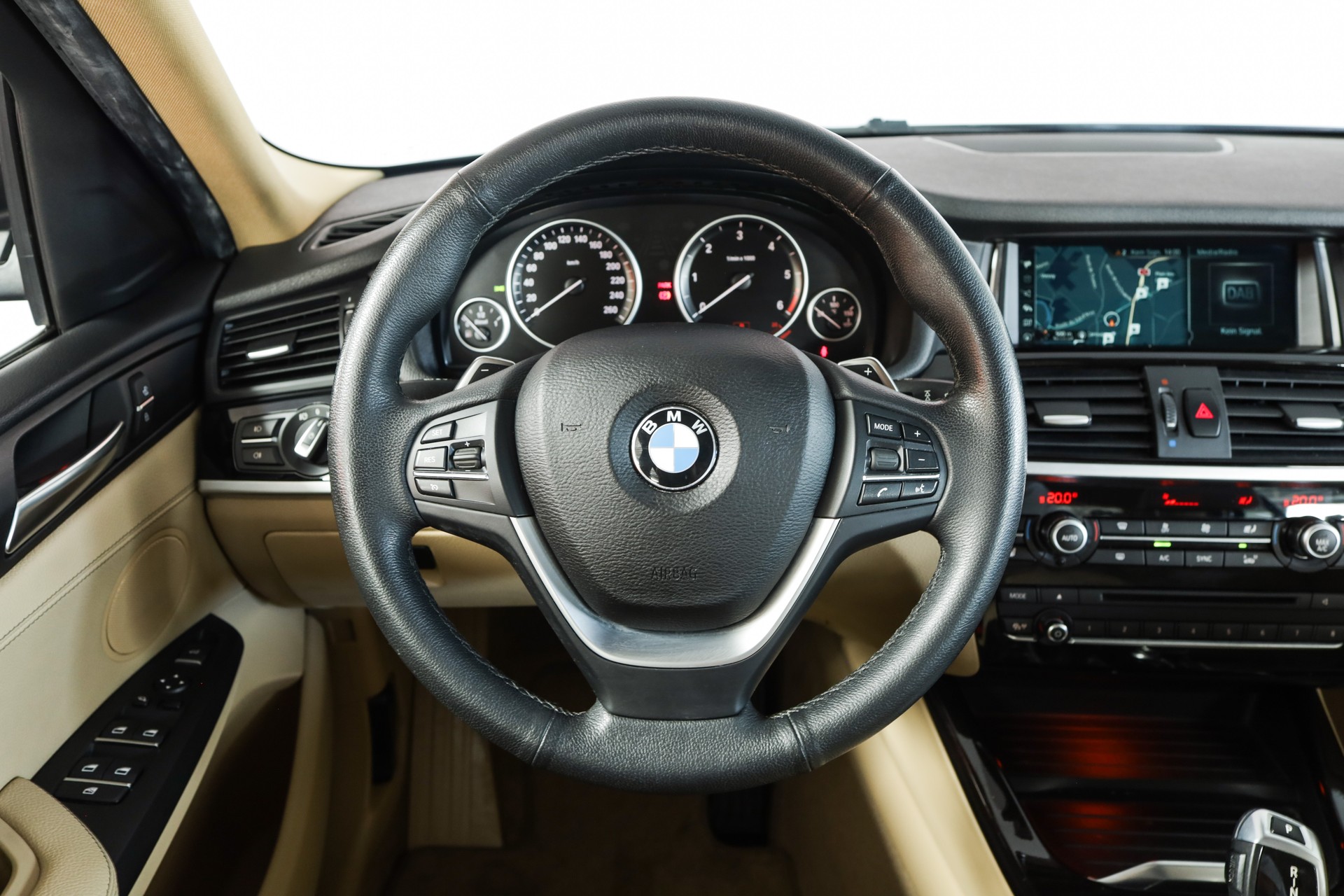 BMW X4 xDrive 20d xLine Steptronic-image-10