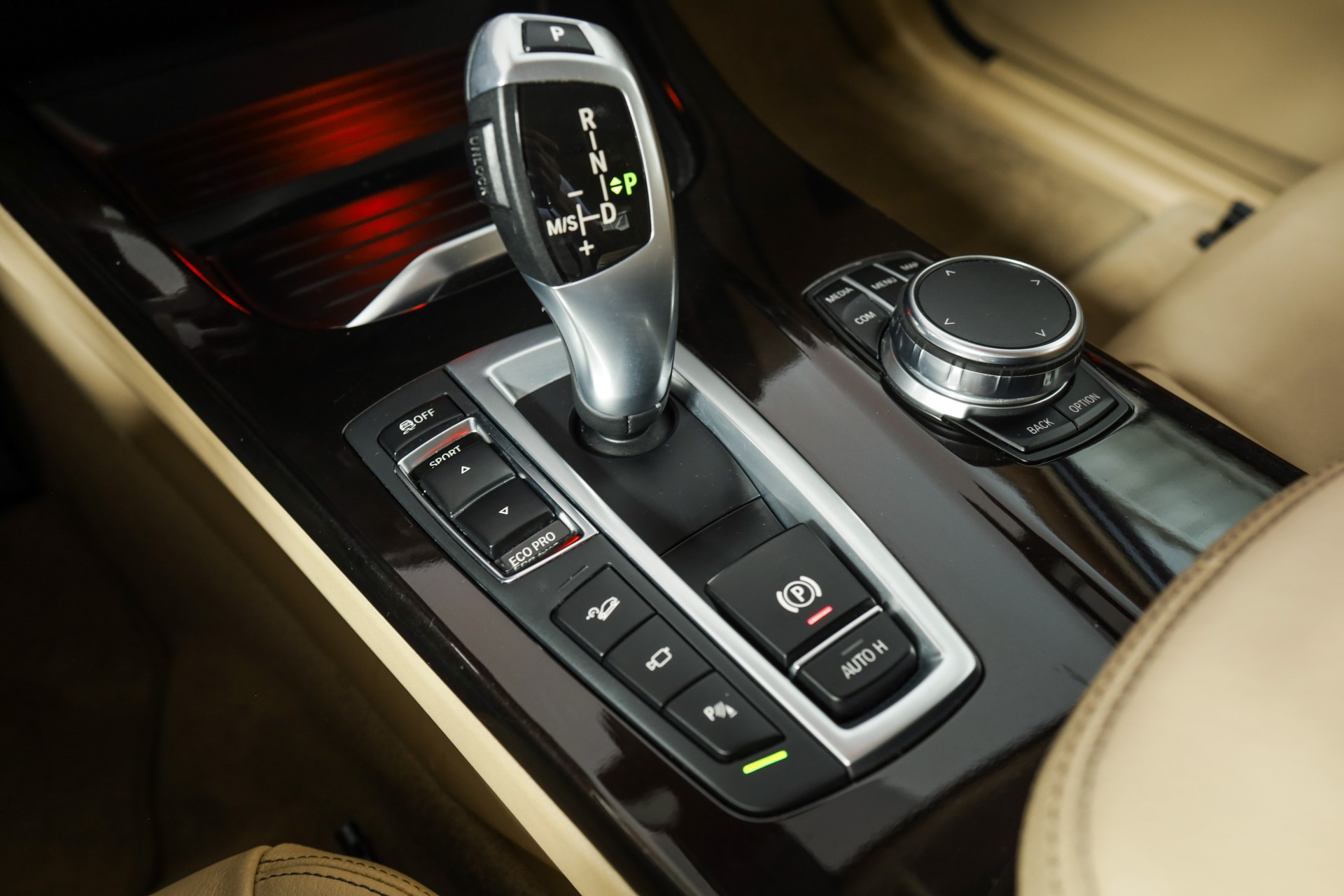 BMW X4 xDrive 20d xLine Steptronic-image-14