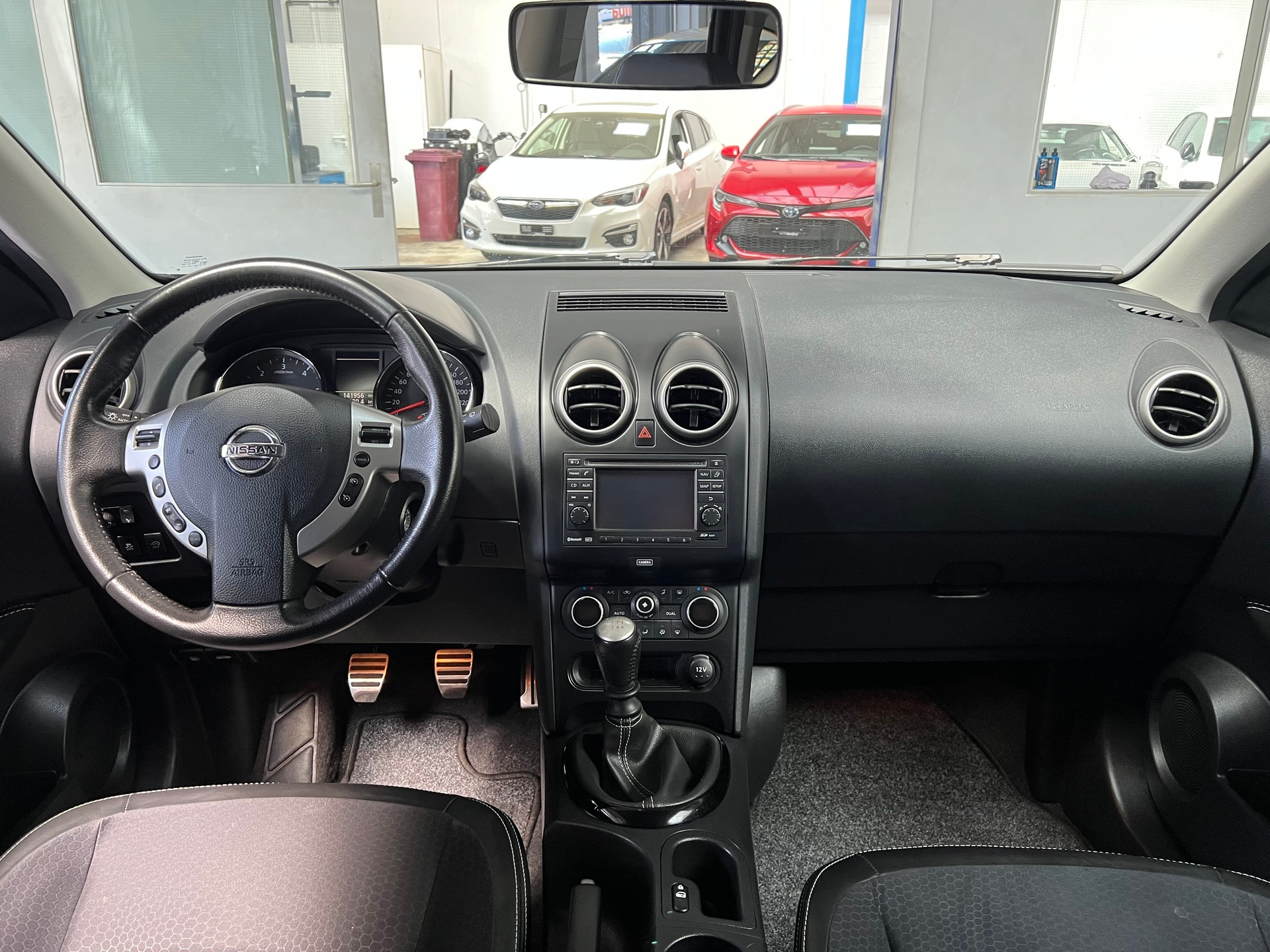 NISSAN Qashqai 1.6 dCi iStop 360-image-4