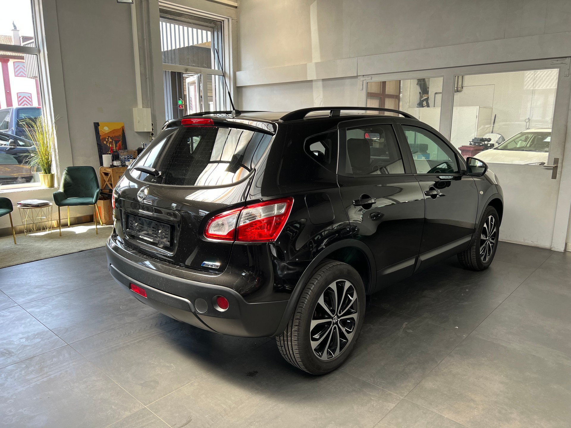 NISSAN Qashqai 1.6 dCi iStop 360-image-3