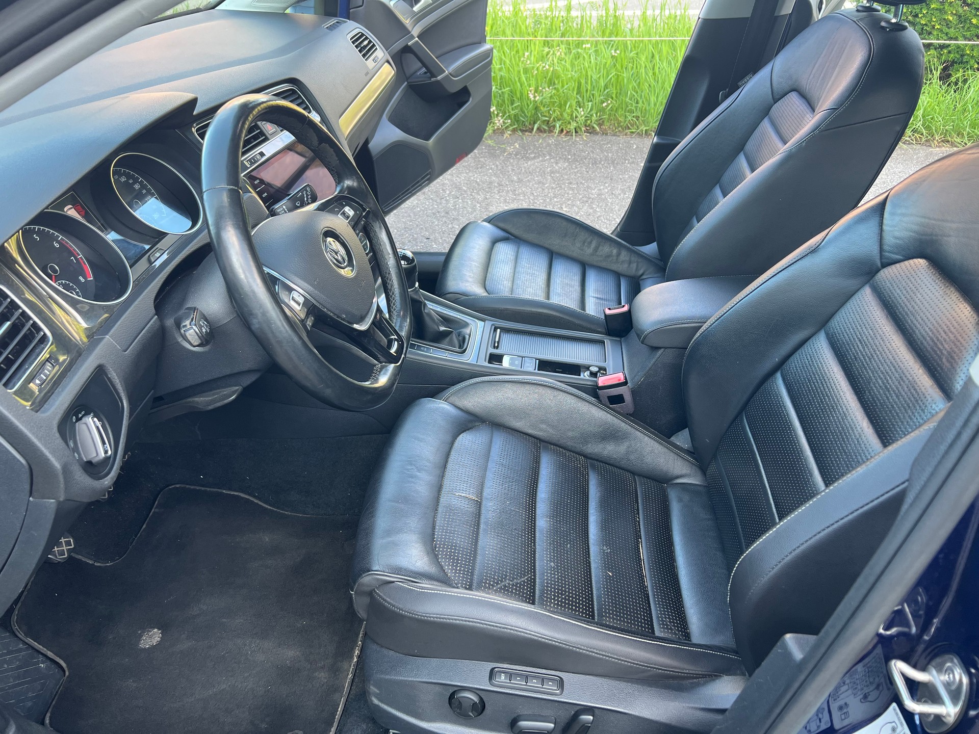 VW Golf Variant 1.4 TGI BlueMotion Comfortline-image-9