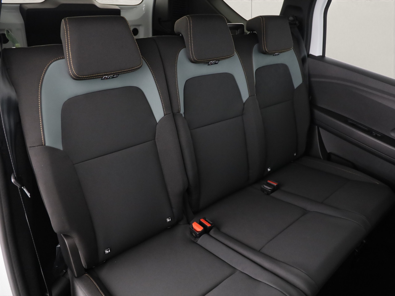 DACIA Jogger 1.8 Hybrid Extreme-image-7