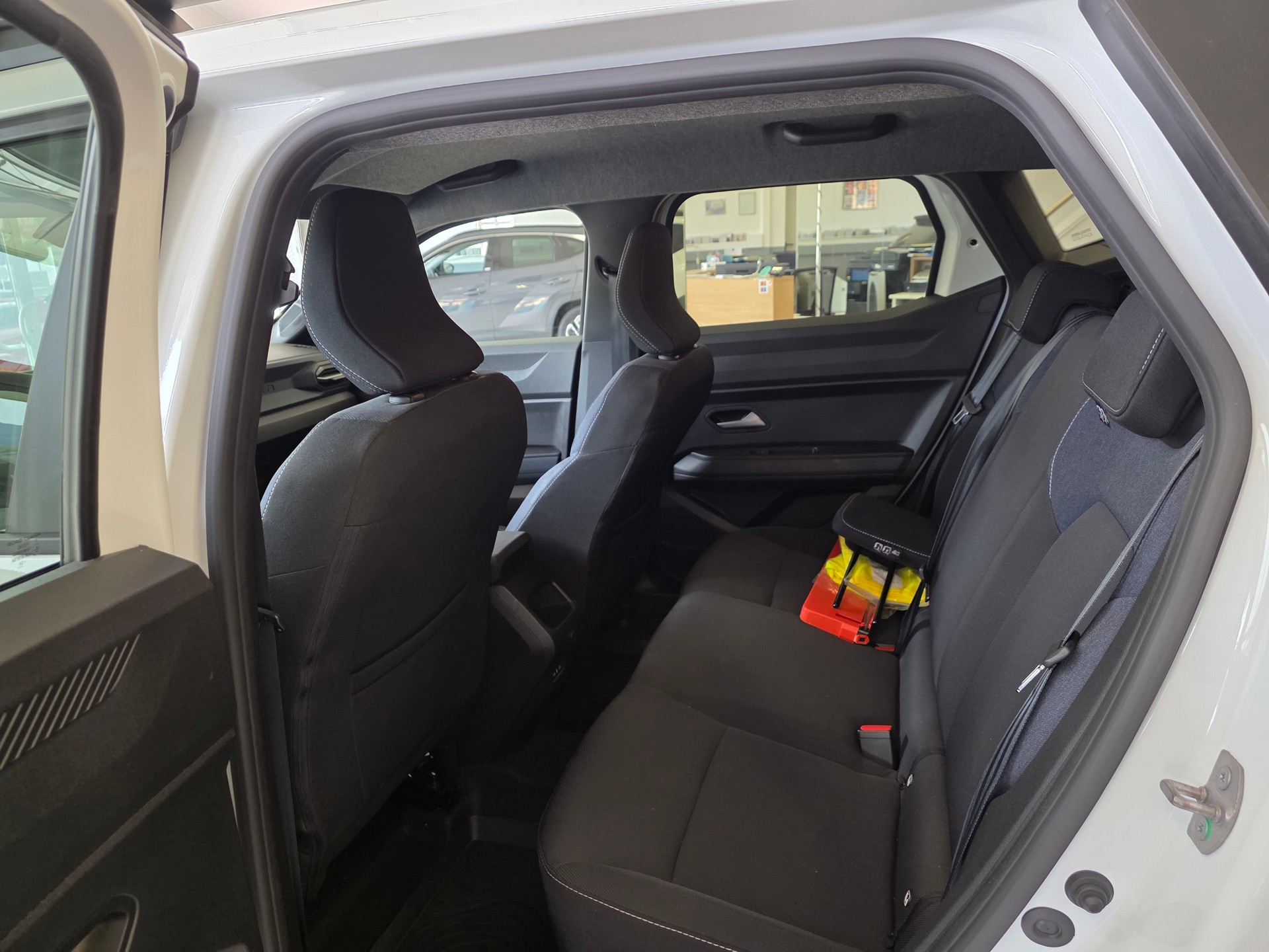 DACIA Duster HEV 140 Journey-image-6