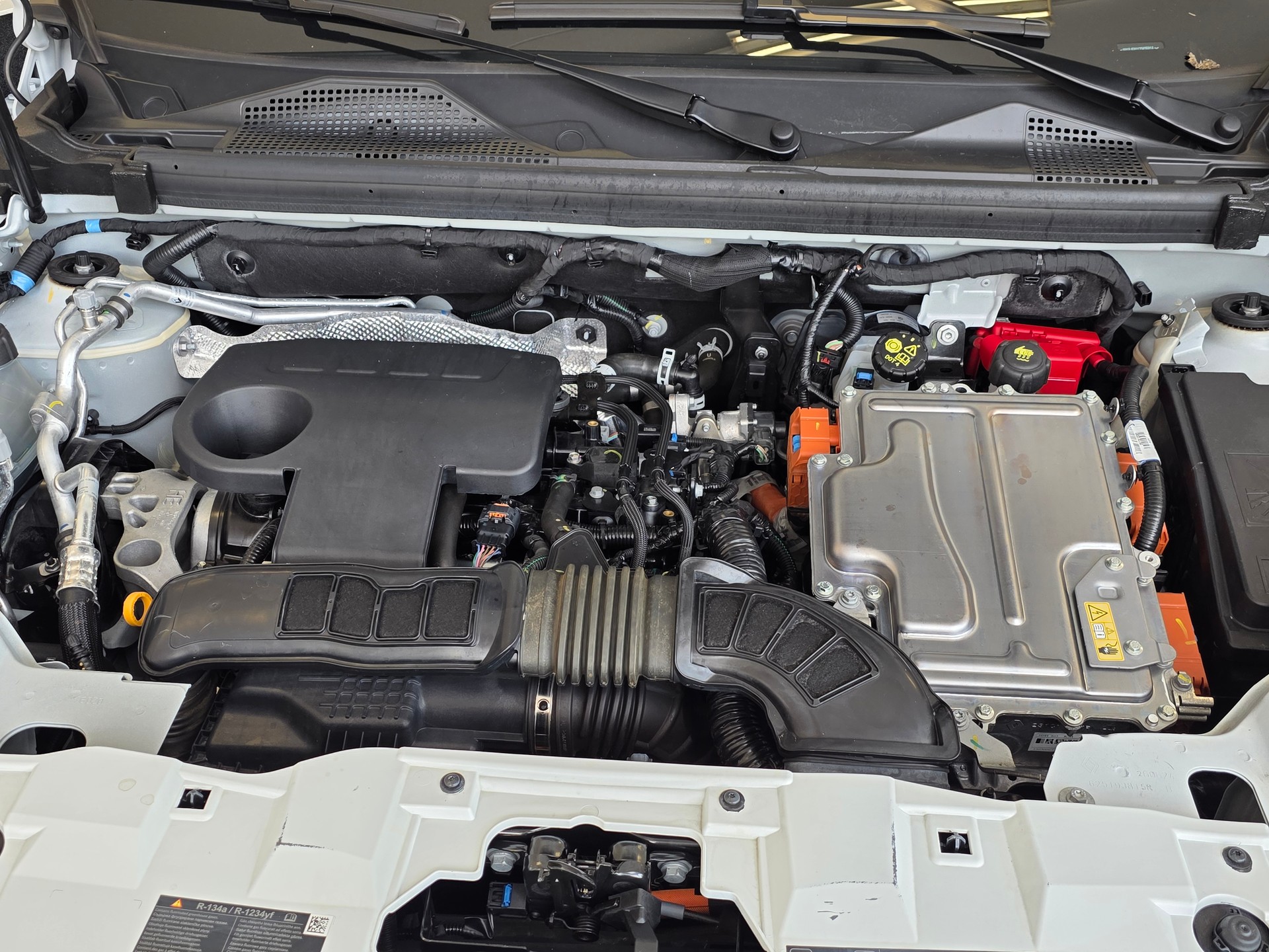 DACIA Duster HEV 140 Journey-image-11
