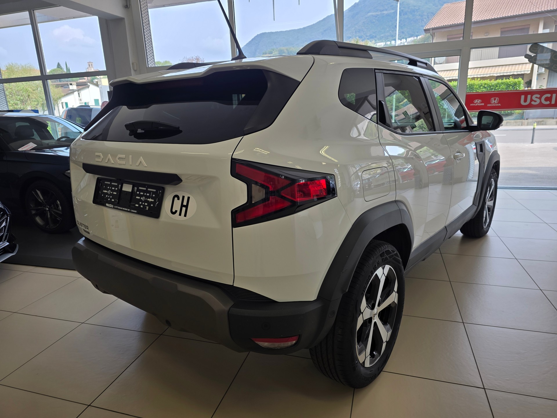 DACIA Duster HEV 140 Journey-image-4