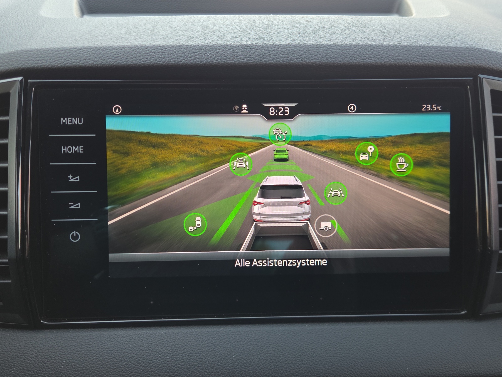 SKODA Karoq 2.0 TDI CR Selection 4x4 DSG-image-15