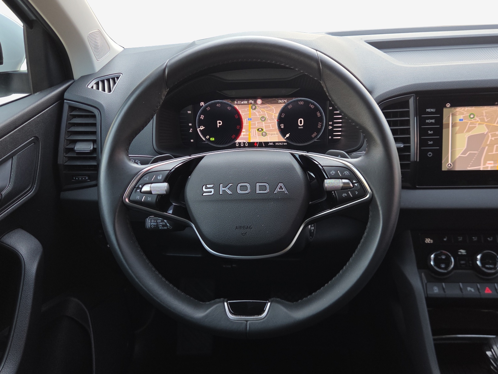 SKODA Karoq 2.0 TDI CR Selection 4x4 DSG-image-9