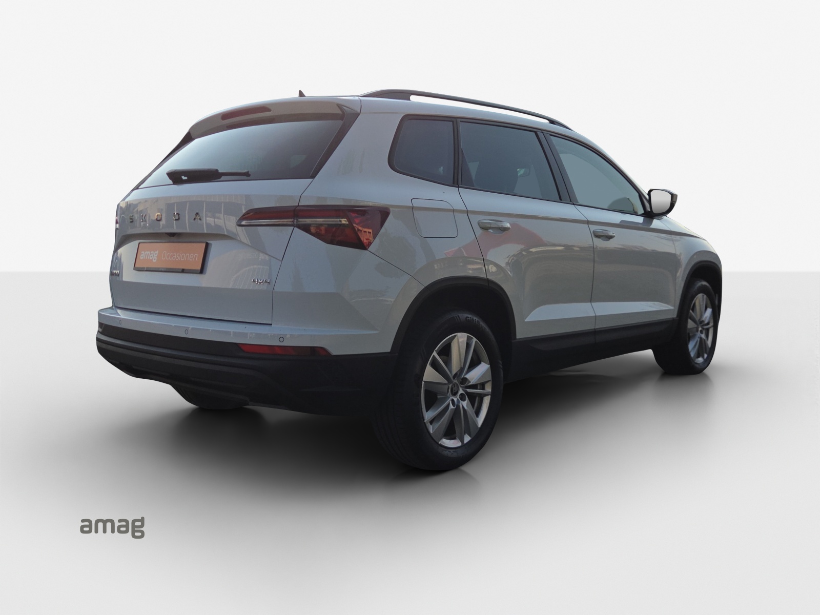 SKODA Karoq 2.0 TDI CR Selection 4x4 DSG-image-4