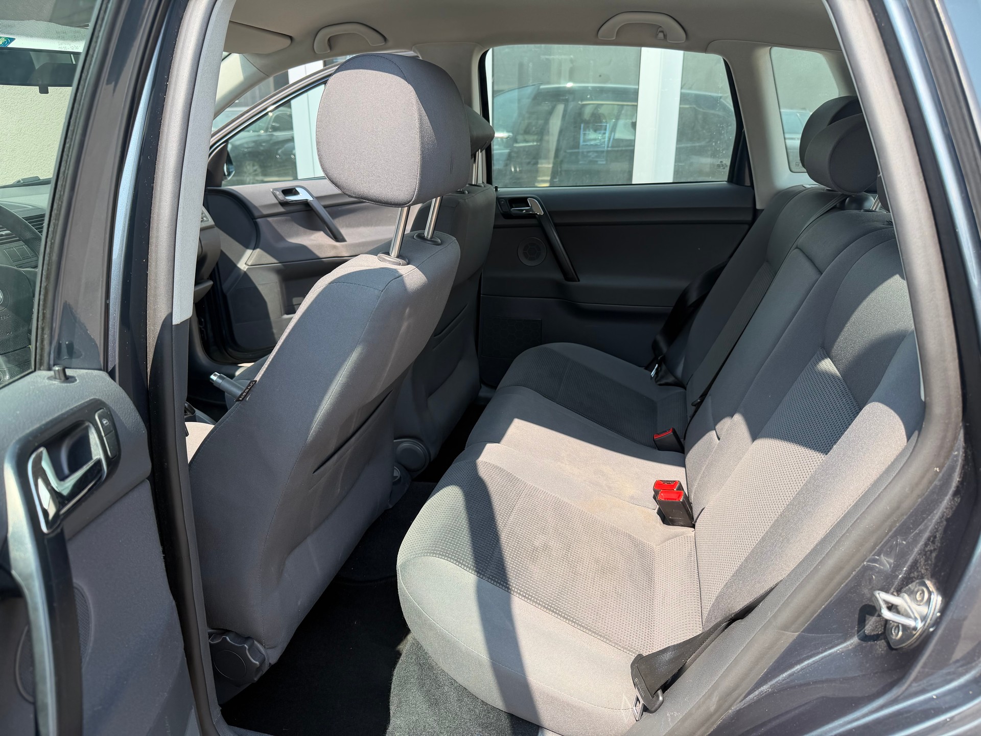 VW Polo 1.4 16V Trendline-image-10