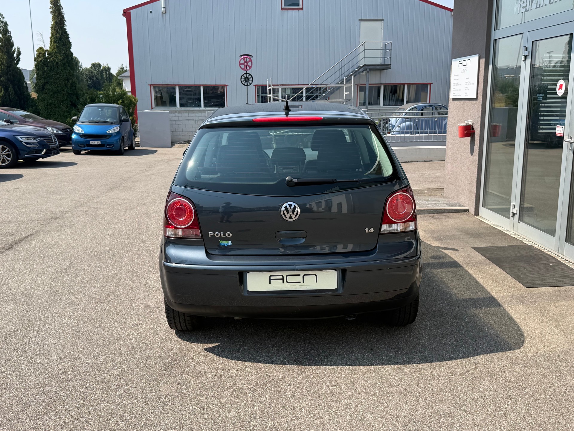 VW Polo 1.4 16V Trendline-image-5