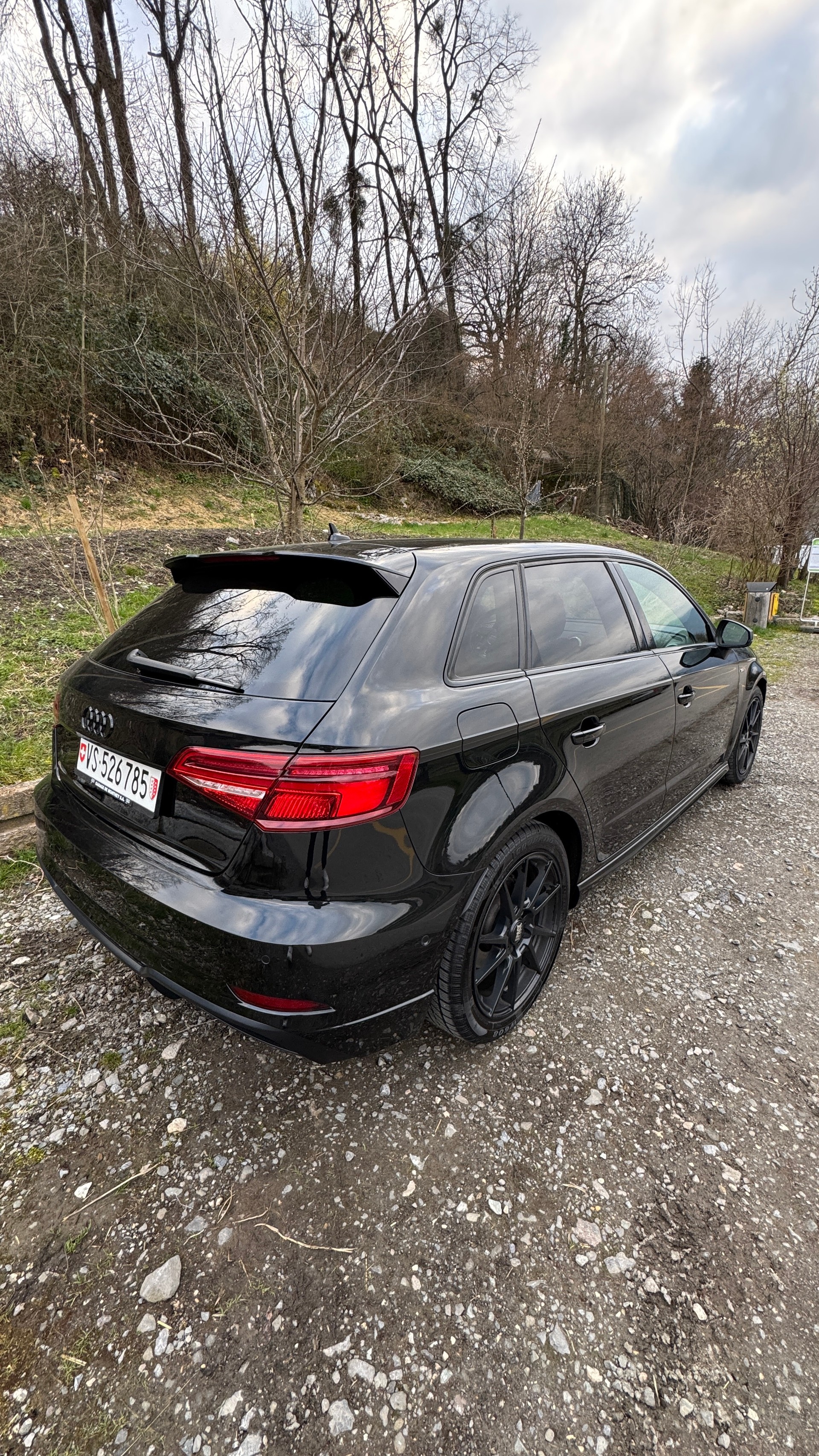 AUDI A3 Sportback 40 TFSI Sport quattro S-tronic-image-4