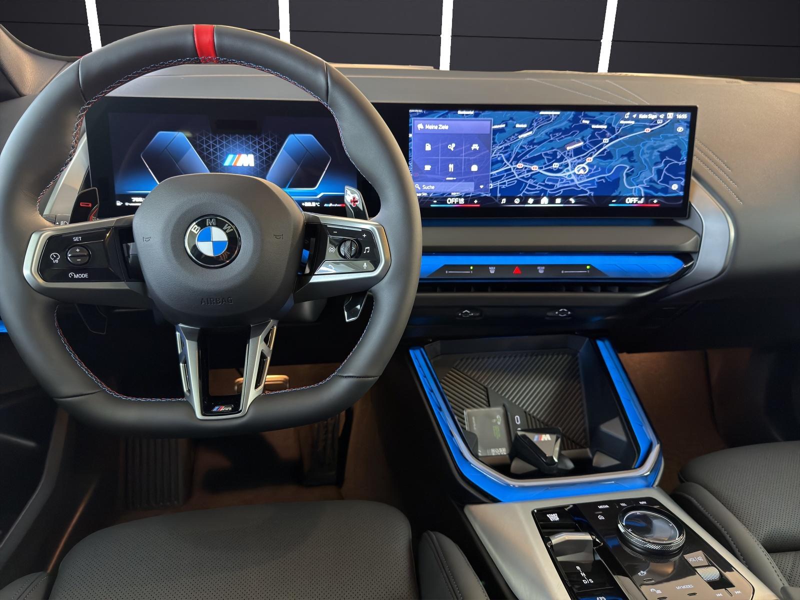 BMW X3 M50i-image-17