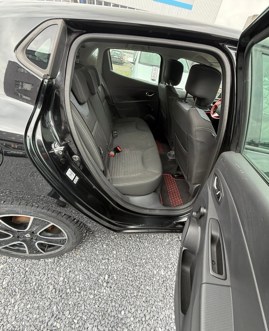 RENAULT Clio 0.9 12V Expression-image-12