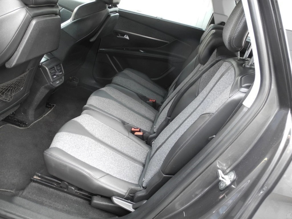 PEUGEOT 5008 1.6 Pure Tech Allure EAT8 ** 181 PS ** 7-Plätzer ** Frisch ab MFK und Service **-image-11