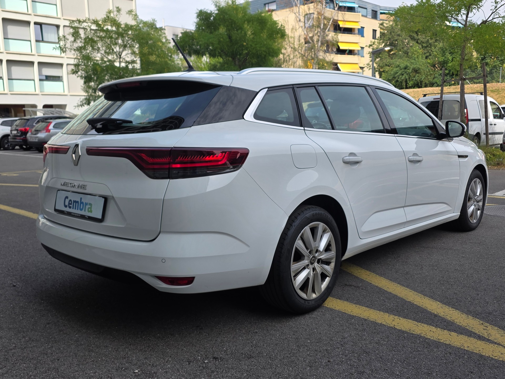 RENAULT 1.5 dCi GrandTour Business-image-3