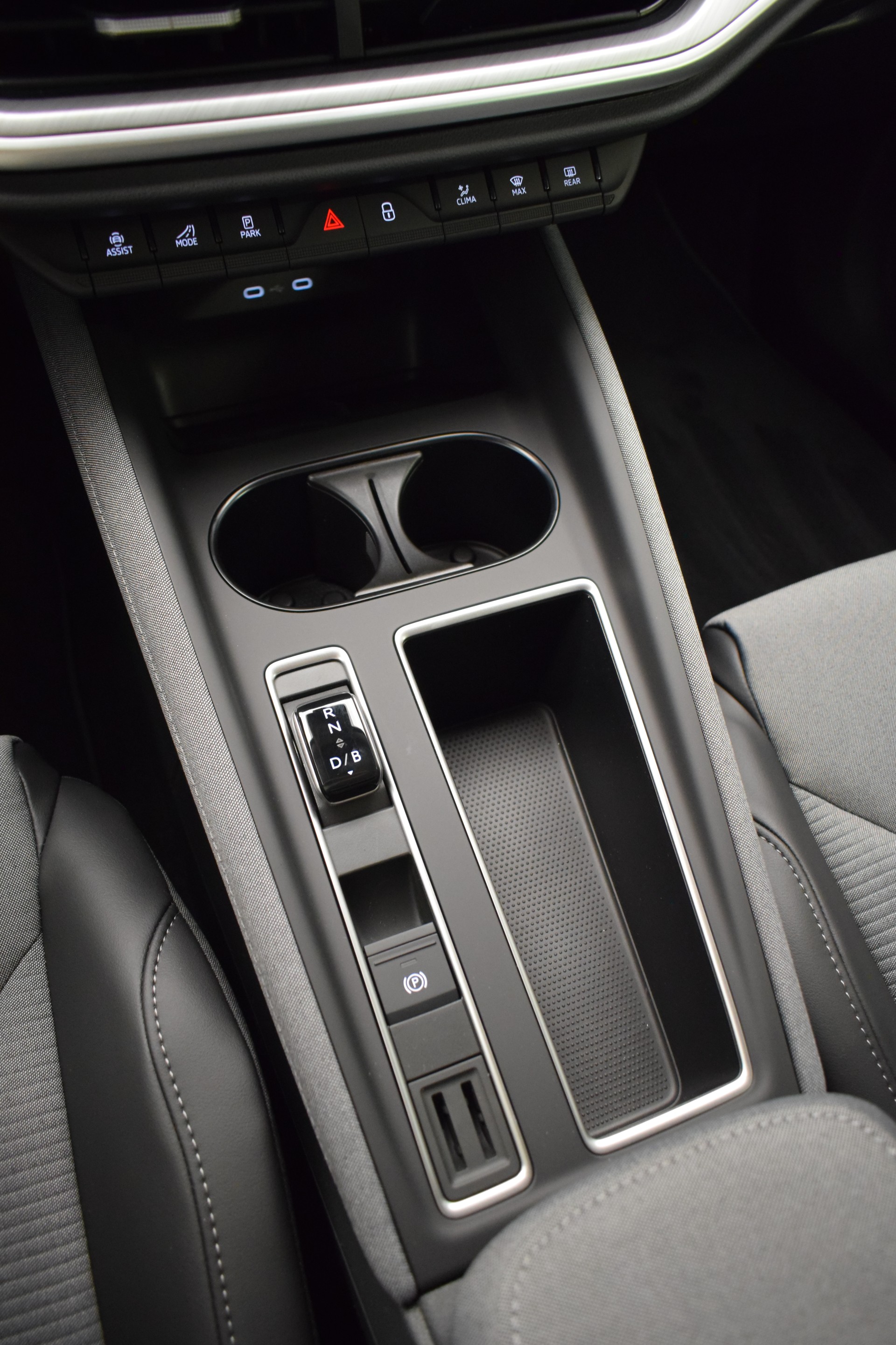 SKODA Enyaq 60 Essence-image-27