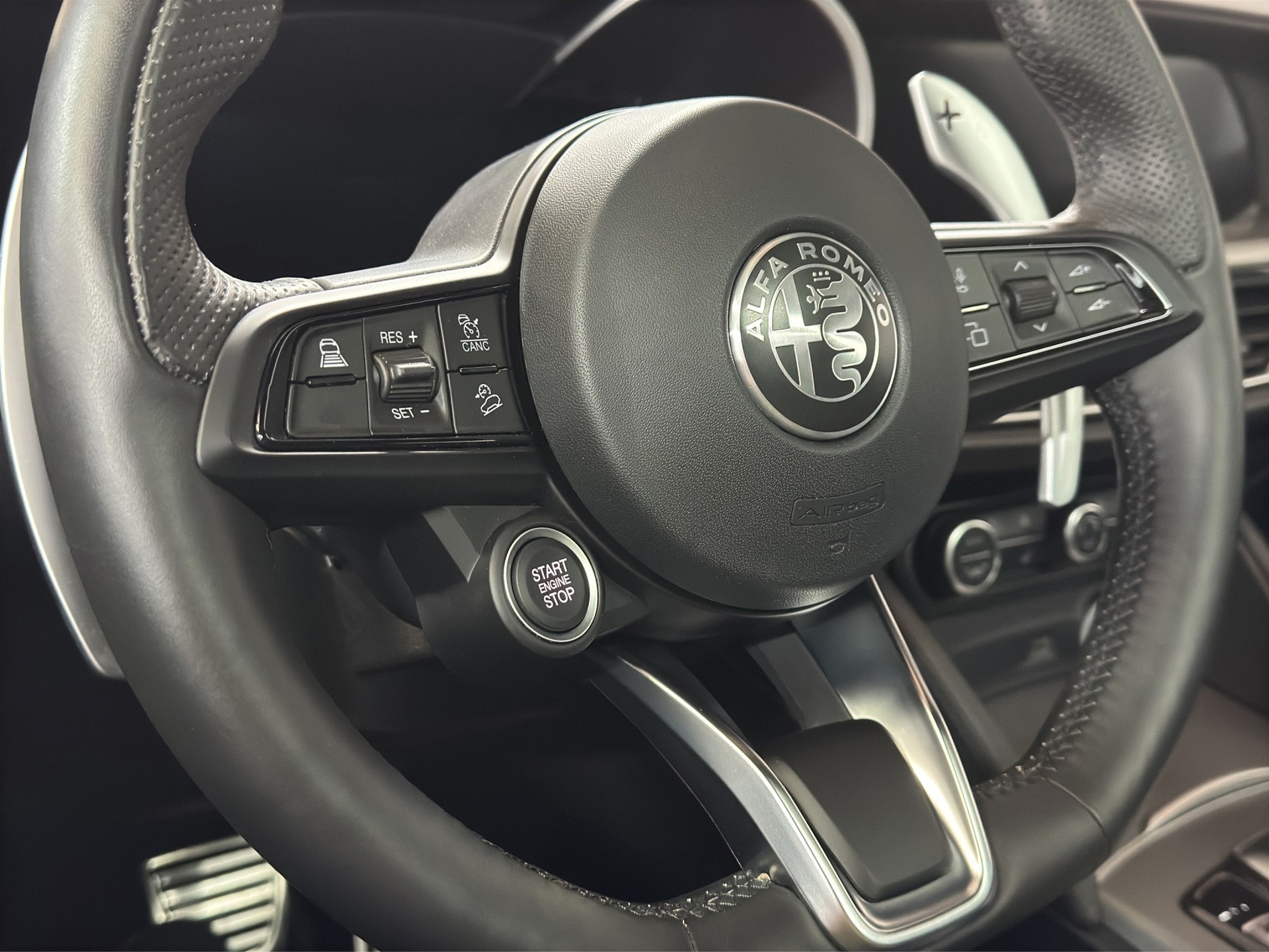 ALFA ROMEO Stelvio 2.0 Veloce Q4 AT8 Pack Tow Hook Q4 AT8 "AHK-21" Alu Turismo"-image-13