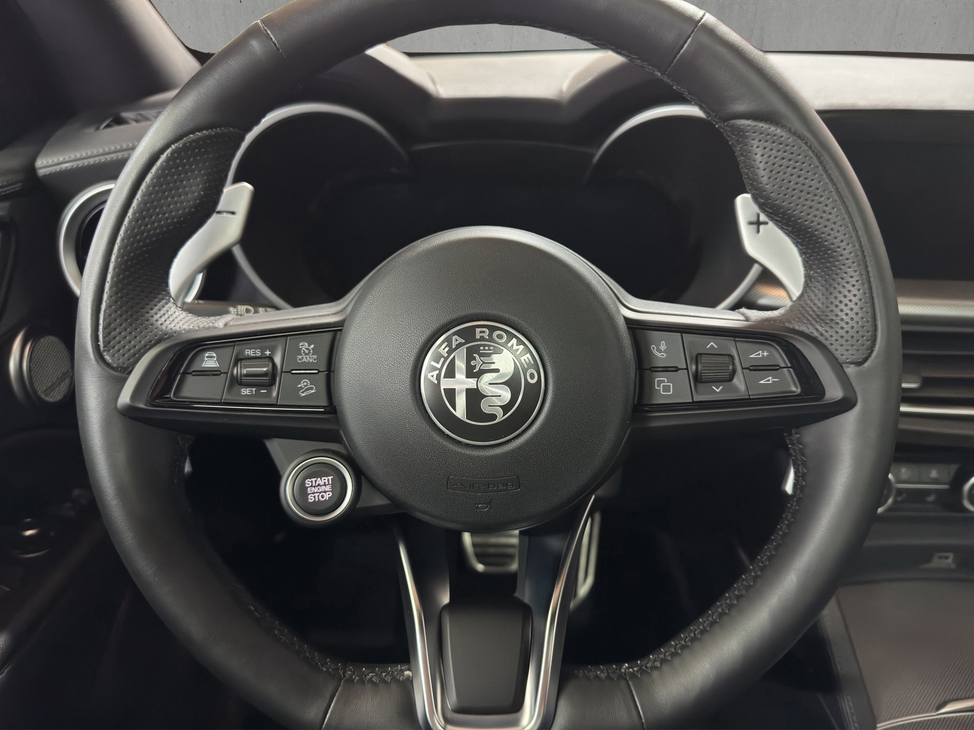 ALFA ROMEO Stelvio 2.0 Veloce Q4 AT8 Pack Tow Hook Q4 AT8 "AHK-21" Alu Turismo"-image-11