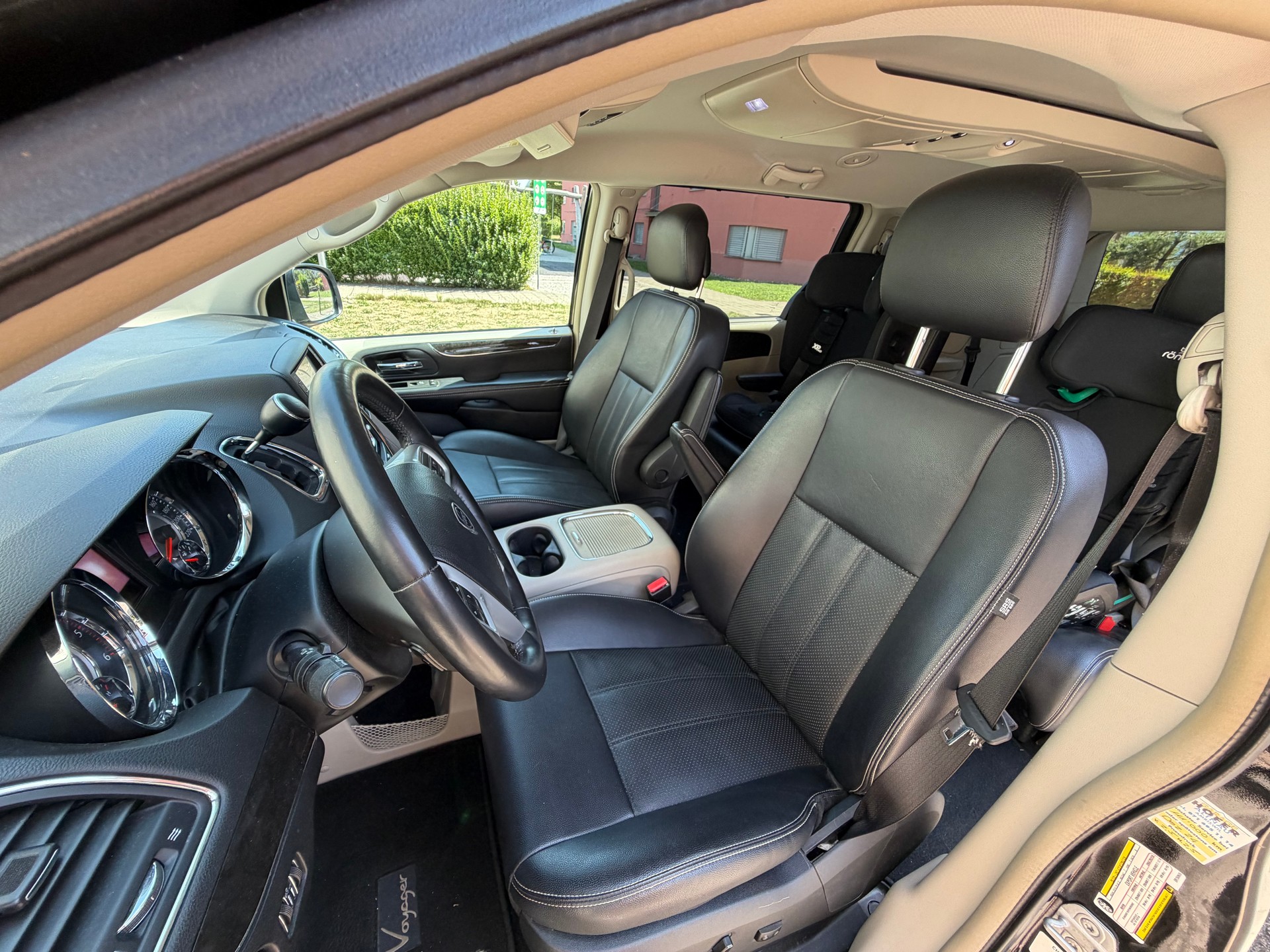 LANCIA Voyager 2.8 Gold-image-1