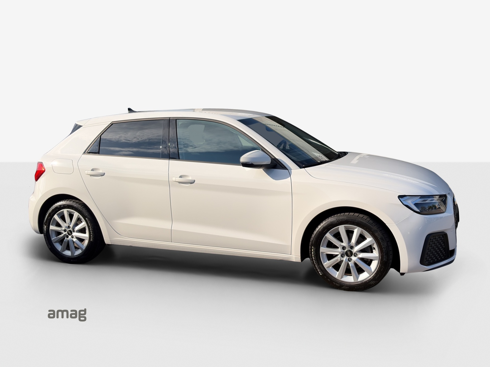 AUDI A1 Sportback 30 TFSI Attraction-image-5