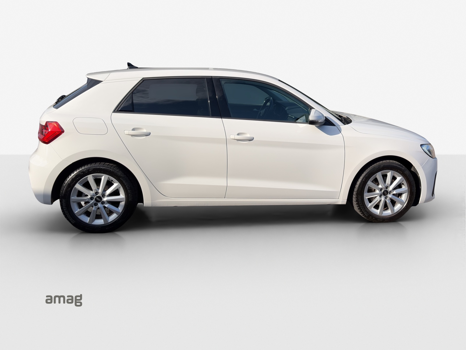 AUDI A1 Sportback 30 TFSI Attraction-image-15