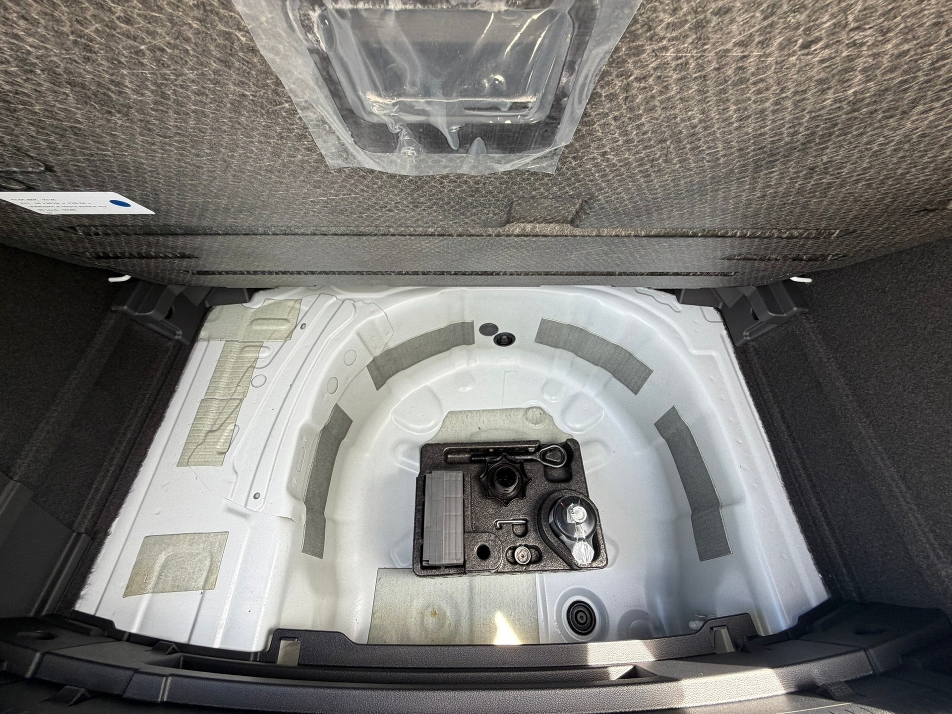 VW Polo 1.0 TSI R-Line United DSG-image-25