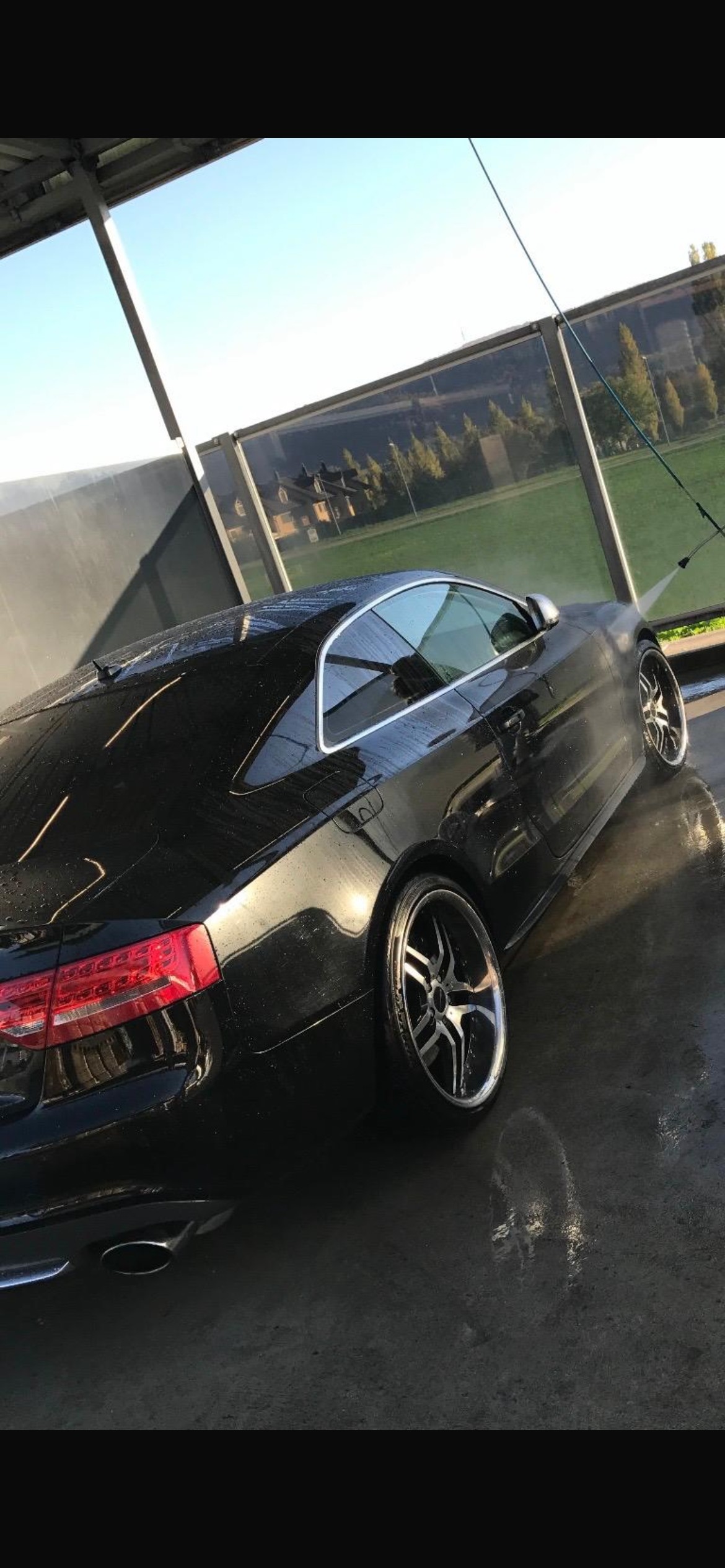 AUDI 4.2 V8 FSI quattro T-Tronic-image-1