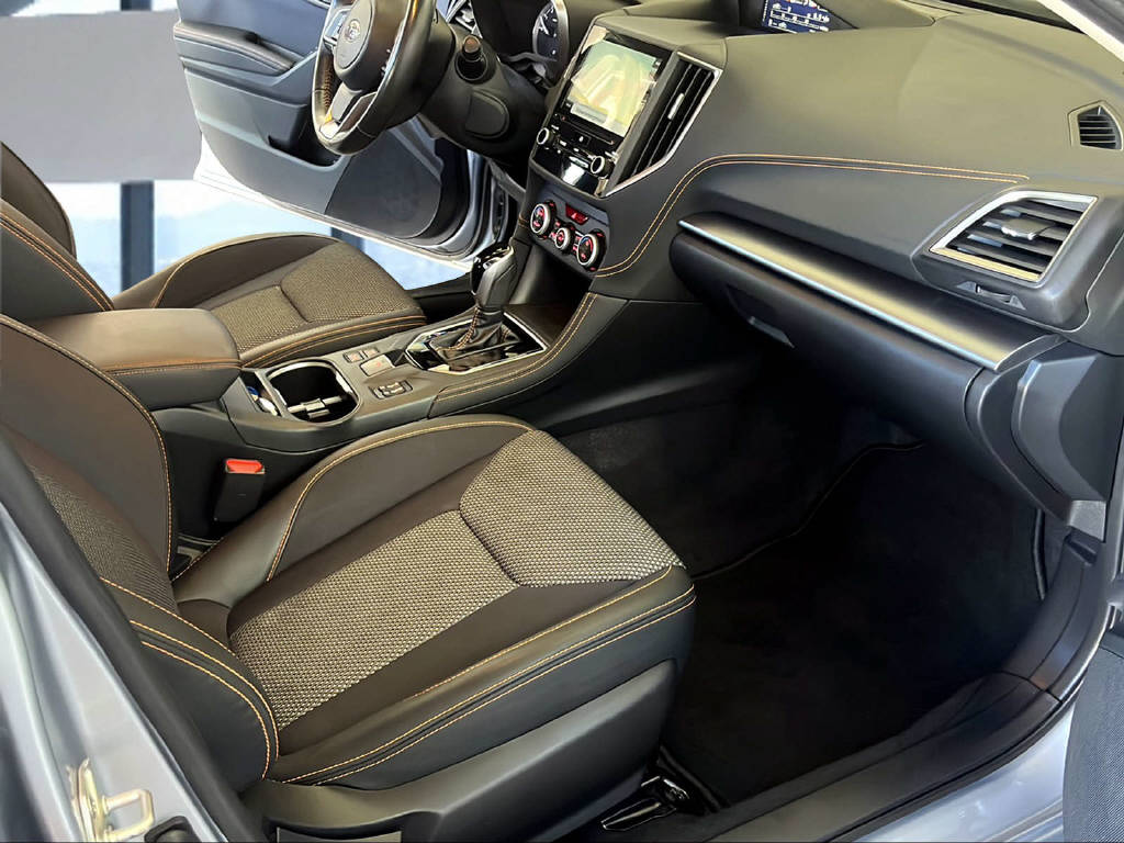 SUBARU XV 1.6i Swiss Plus-image-9