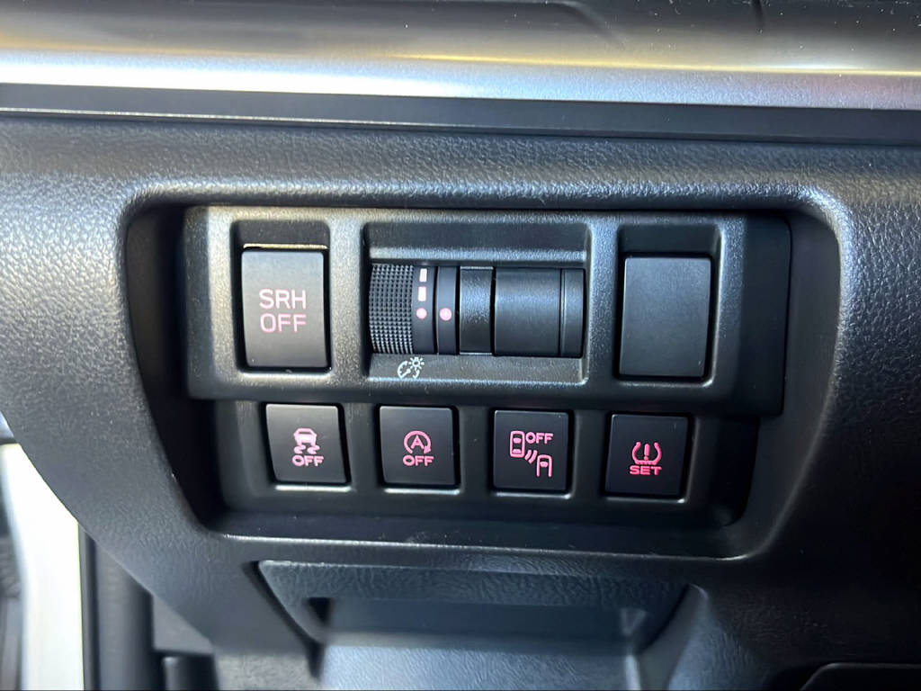 SUBARU XV 1.6i Swiss Plus-image-17