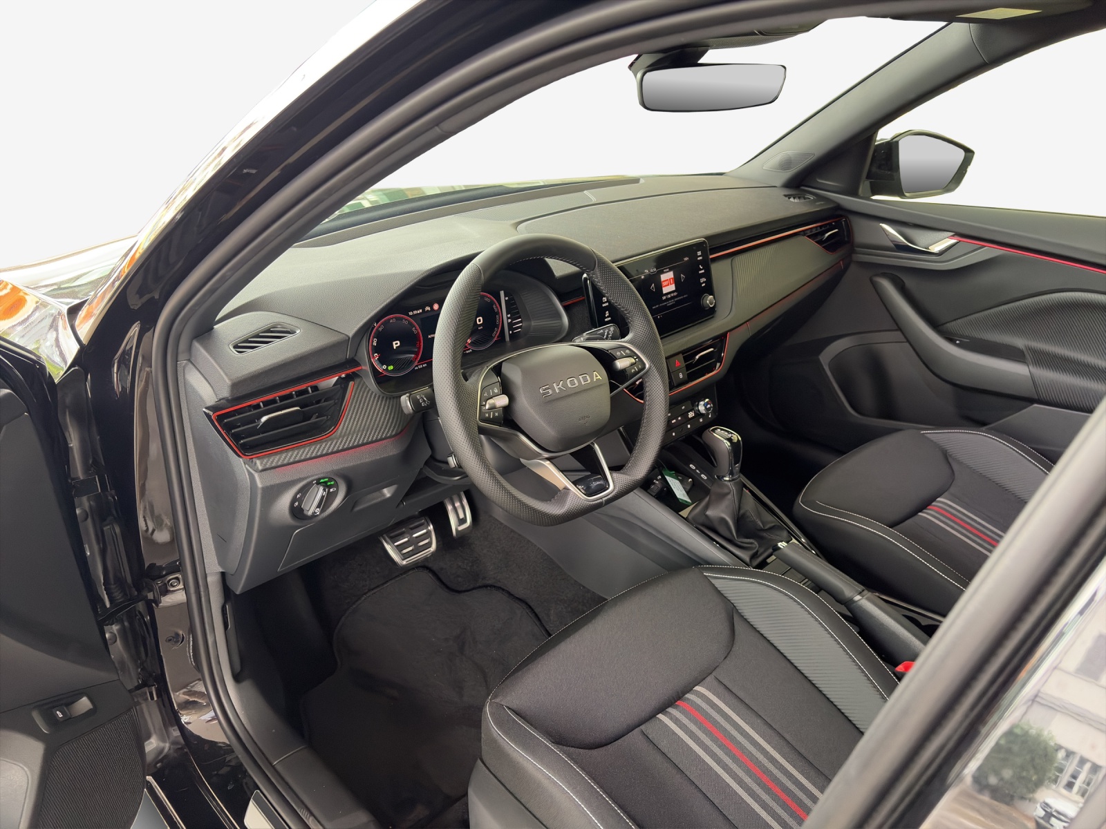 SKODA Kamiq 1.0 TSI Monte Carlo DSG-image-9
