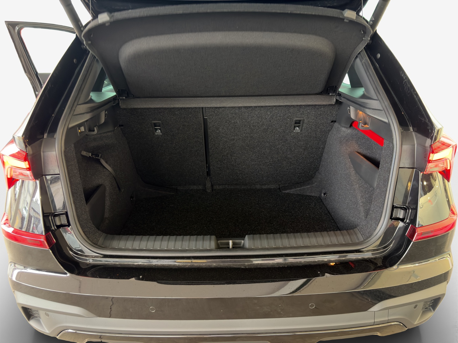 SKODA Kamiq 1.0 TSI Monte Carlo DSG-image-12
