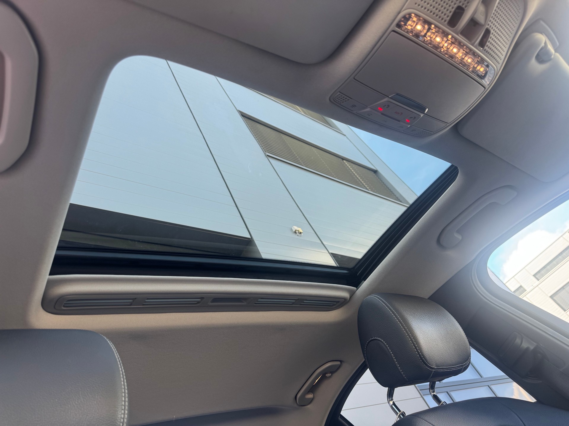 MERCEDES-BENZ C 250 d Avantgarde 4mEC-image-5
