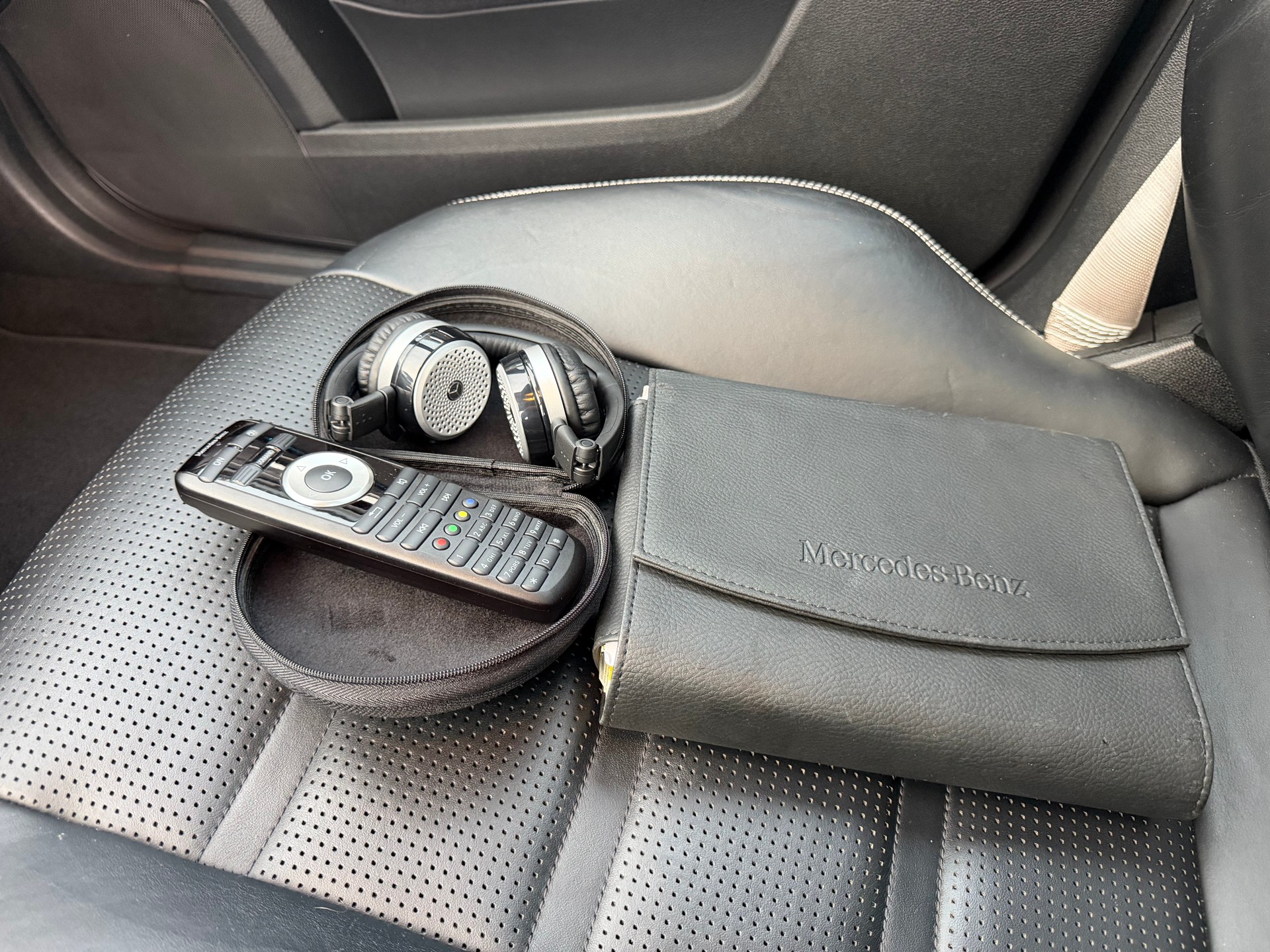 MERCEDES-BENZ E 63 AMG S 4Matic Speedshift-image-22