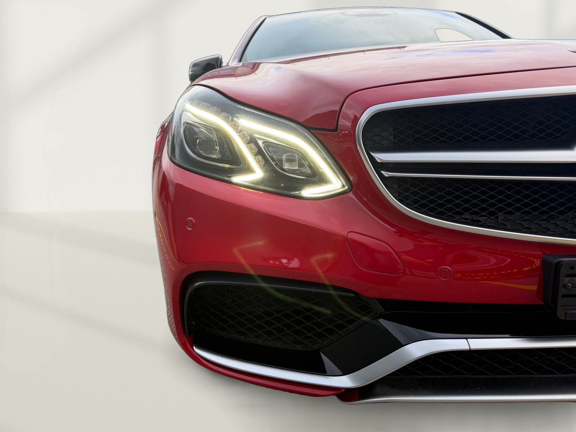 MERCEDES-BENZ E 63 AMG S 4Matic Speedshift-showroom-element-2