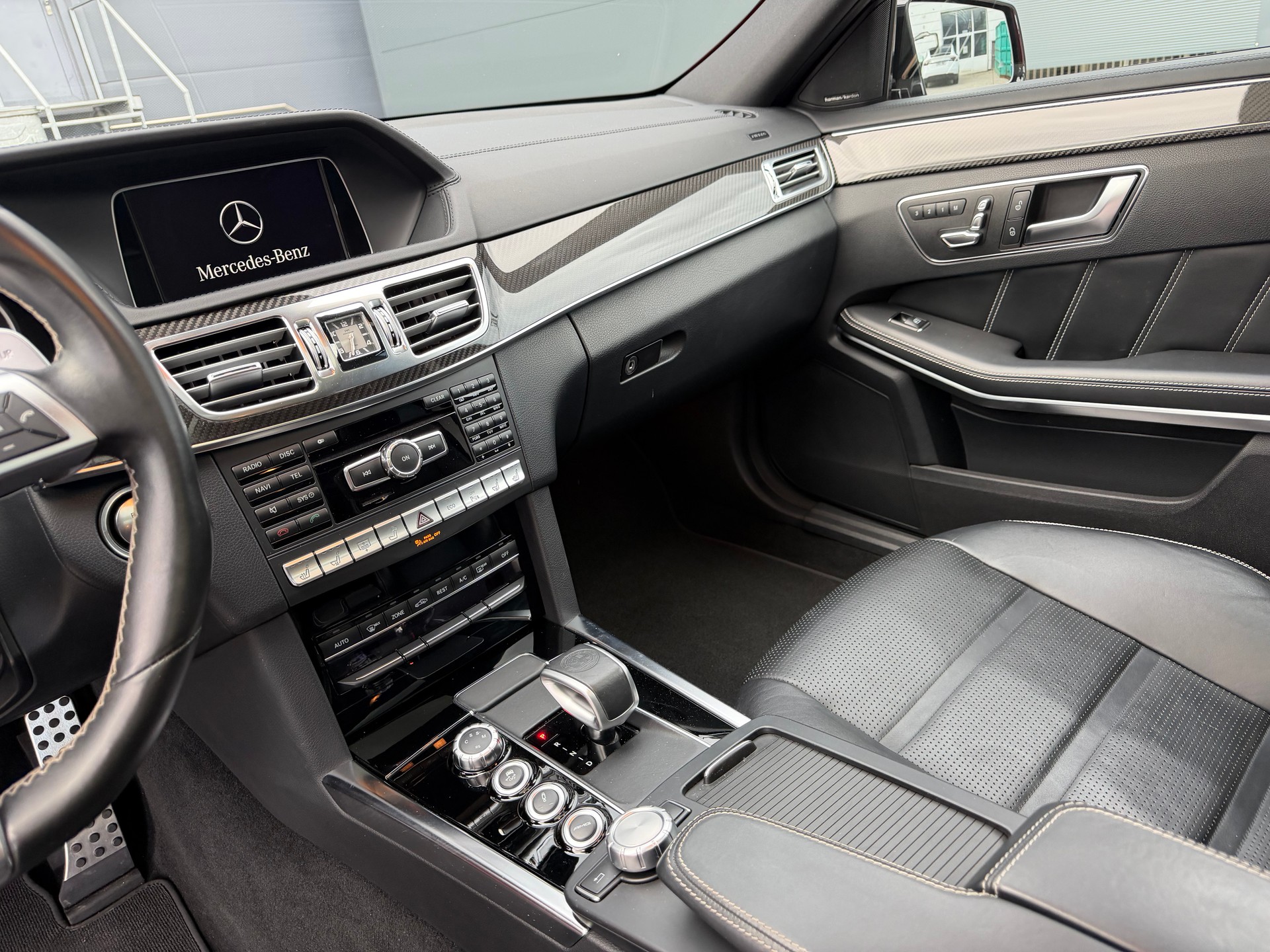 MERCEDES-BENZ E 63 AMG S 4Matic Speedshift-image-14