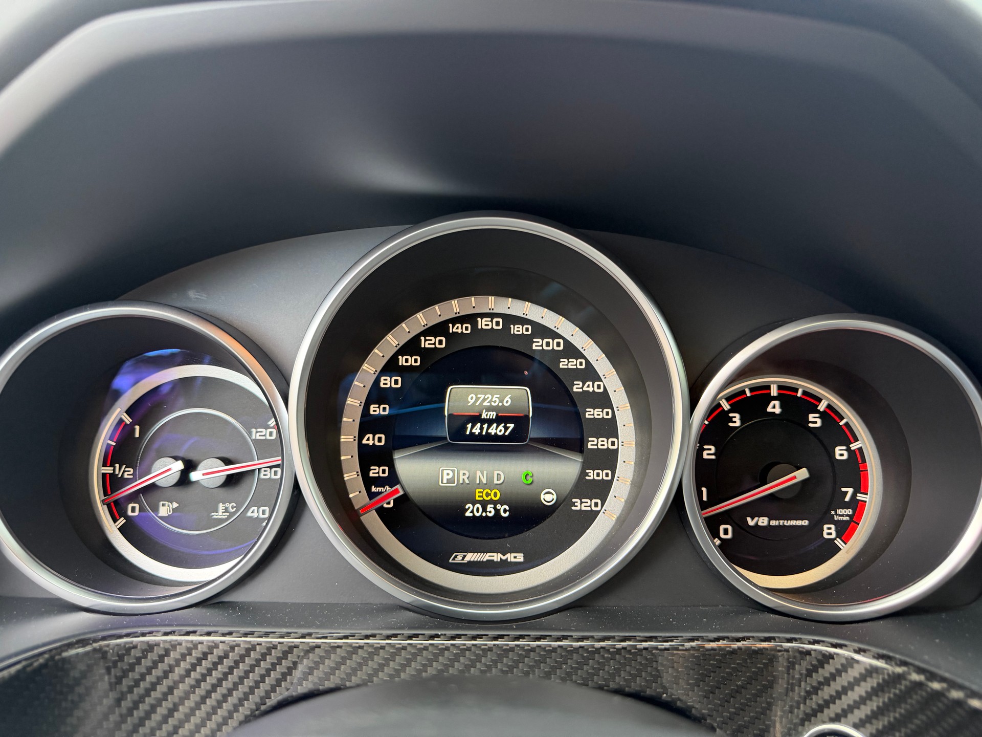 MERCEDES-BENZ E 63 AMG S 4Matic Speedshift-image-18