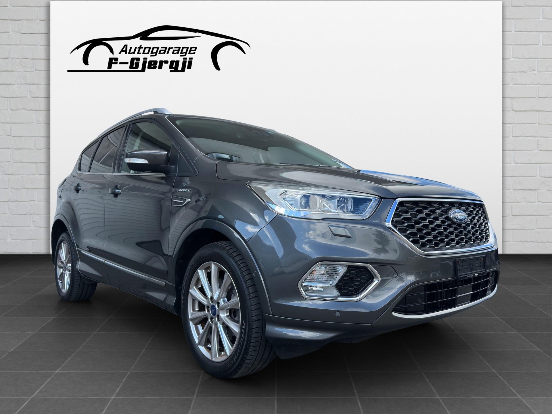 FORD Kuga 2.0 TDCi Vignale 4WD PowerShift-image-1