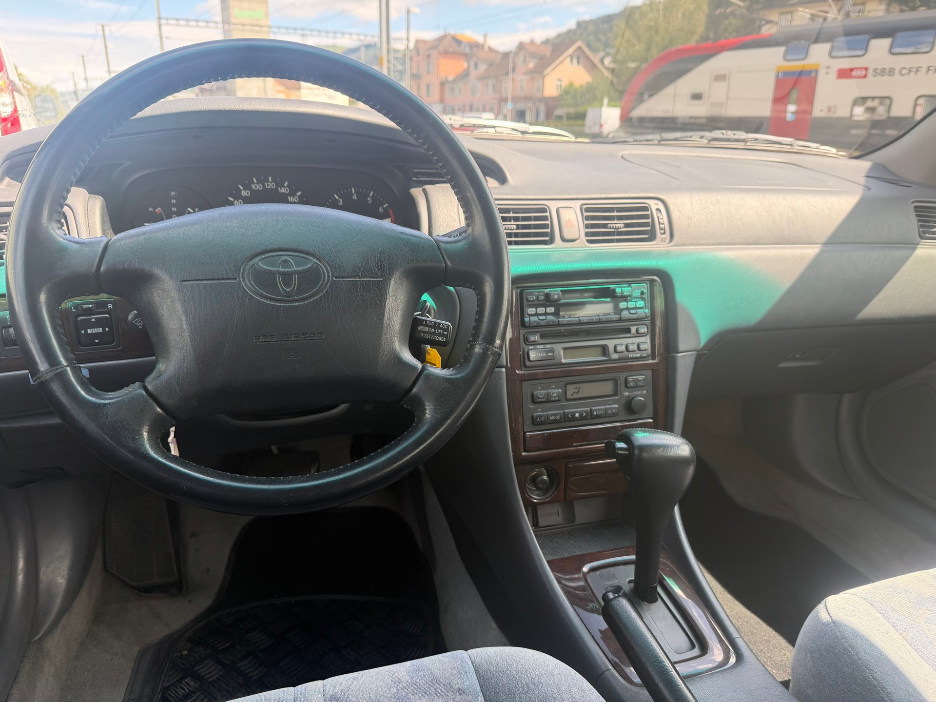 TOYOTA Camry 2.2-image-7