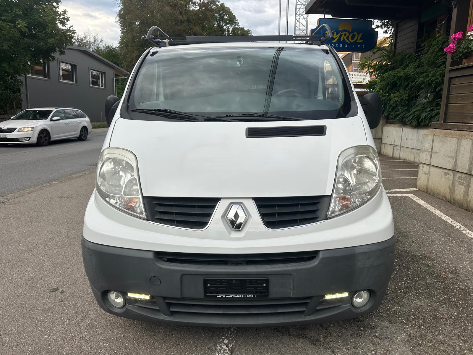 RENAULT Trafic 2.0 dCi 115 2.9t L2H1-image-4