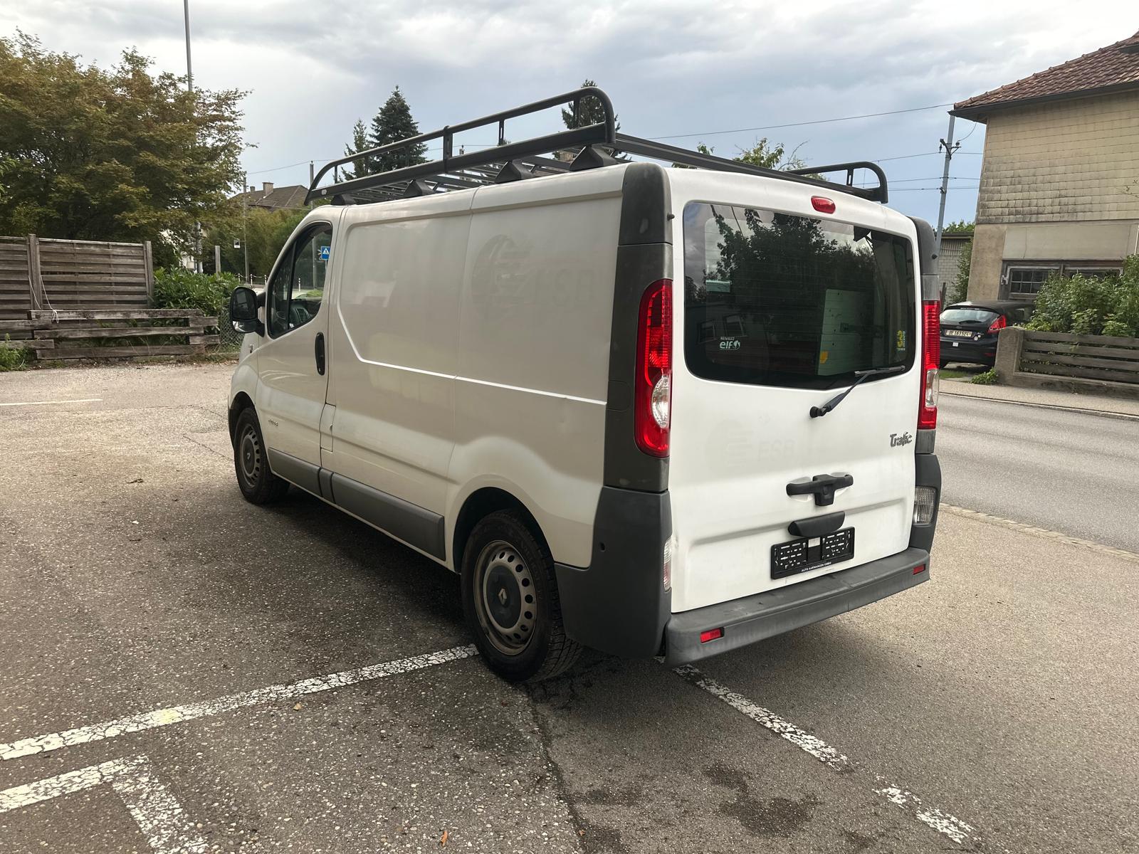 RENAULT Trafic 2.0 dCi 115 2.9t L2H1-image-3