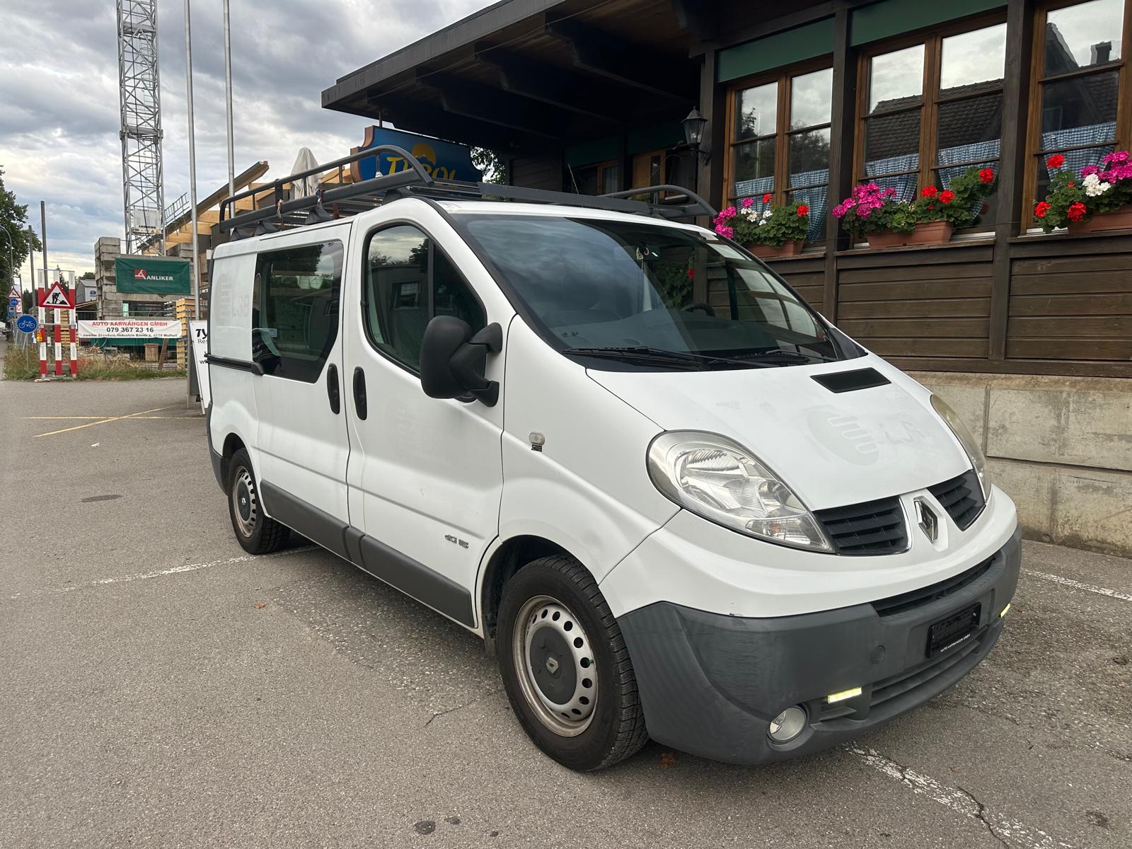 RENAULT Trafic 2.0 dCi 115 2.9t L2H1-image-0