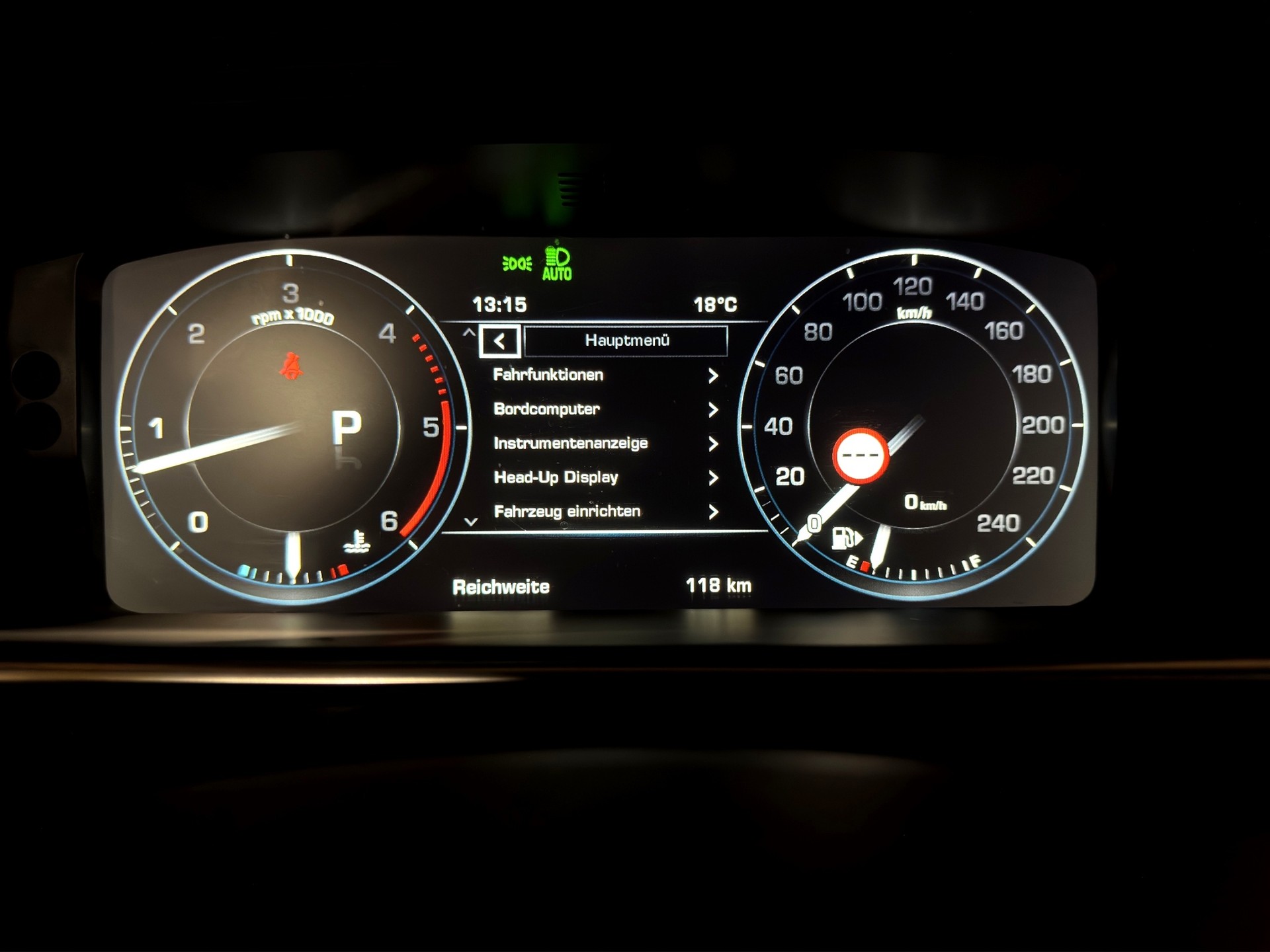 LAND ROVER Range Rover Sport 4.4 SDV8 HSE Dynamic Automatic-image-13