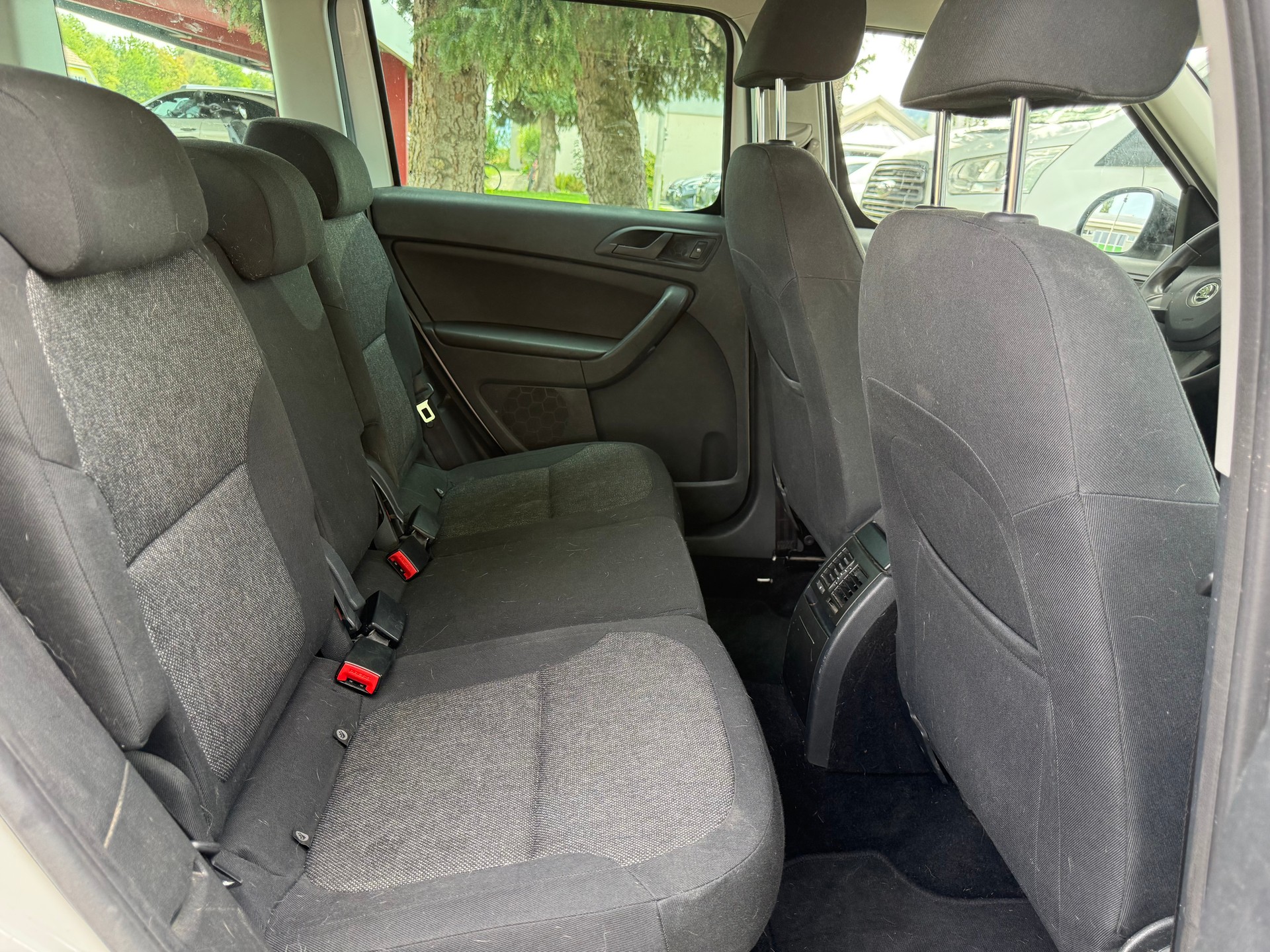 SKODA Yeti 1.4 TSI Ambition 4x2 DSG-image-11